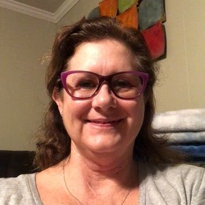 Meet your Posher, Stacy